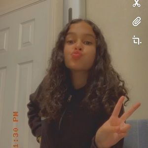 Meet your Posher, Melisa